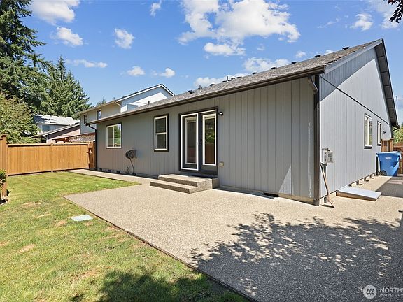 5th image of 7009 Southwick Court SW