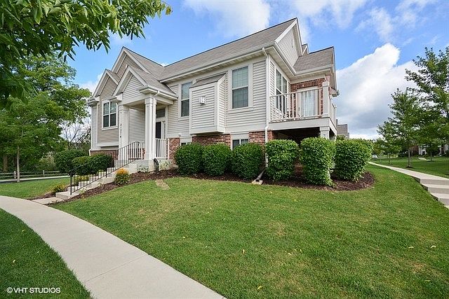 1st image of 0N074 Woodland Ct