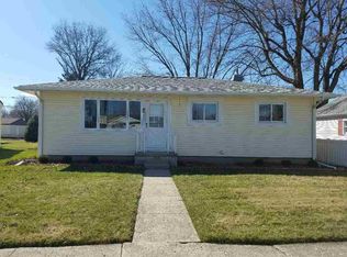 905 Sunset Dr, Logansport, IN 46947