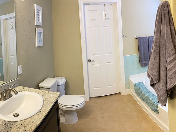5th image of 1310 Sorrento Dr