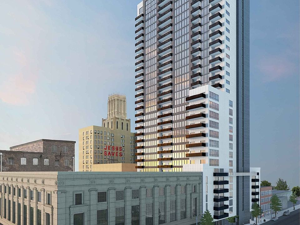 1st image of 920 S Hill St