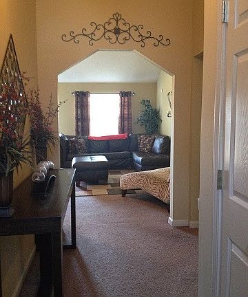 2nd image of 6143 Kingsview Dr