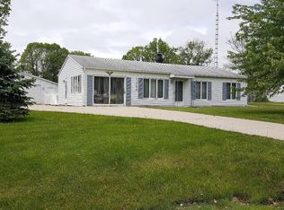 1342 Winfield Dr, Swartz Creek, MI 48473