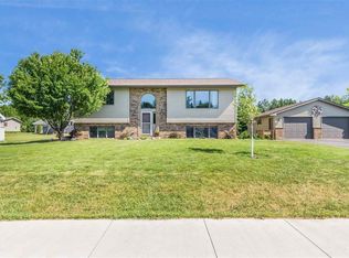 907 Slate St, Cloquet, MN 55720