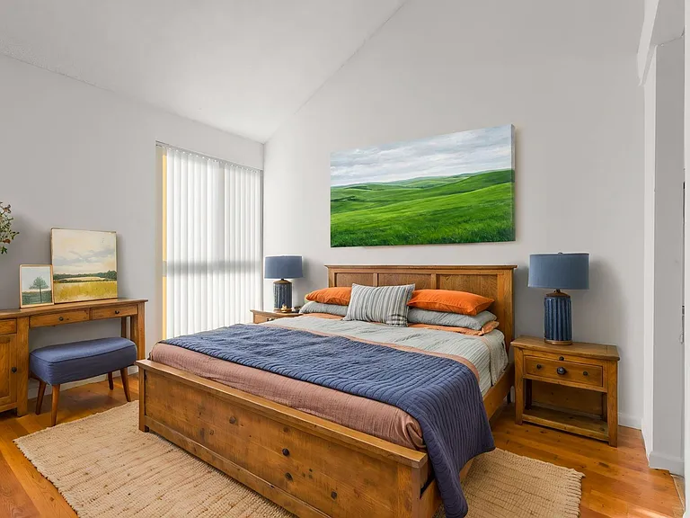 (AN/FE/YO:B) 4610 Natick Avenue — Photo 10