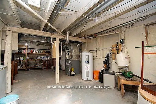 1074 Lakehurst Rd — Photo 34
