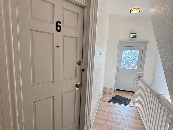 5th image of 1023 12th Ave #6