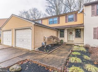 55 Farnwood Rd, Mount Laurel, NJ 08054