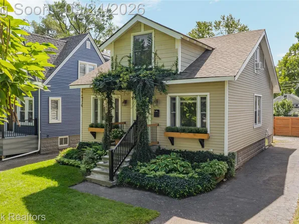 2233 Edgewood Blvd, Berkley, MI 48072