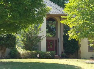 90 Wyngate Dr, Newnan, GA 30265