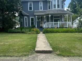 310 E James St, Eureka, IL