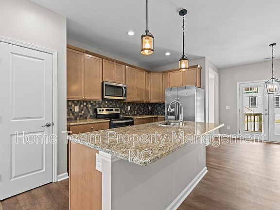 2nd image of 214 N Guthrie St #B
