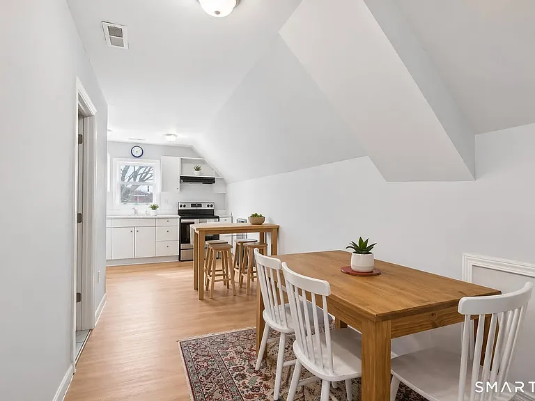 16 Edwards St #3 — Photo 5