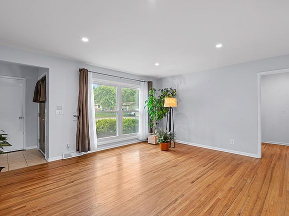 2nd image of 8138 E Levitt Dr