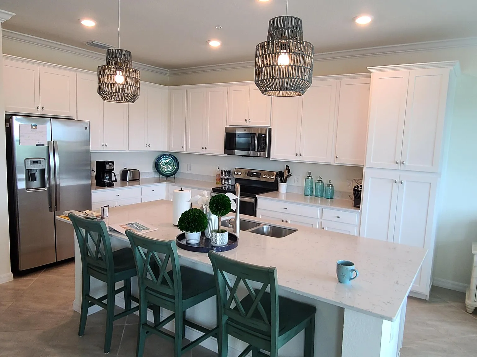 2 bed, 1232 sqft, $2,850 — Photo 2