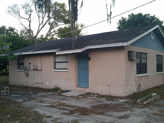 2nd image of 1422 E Holland Ave