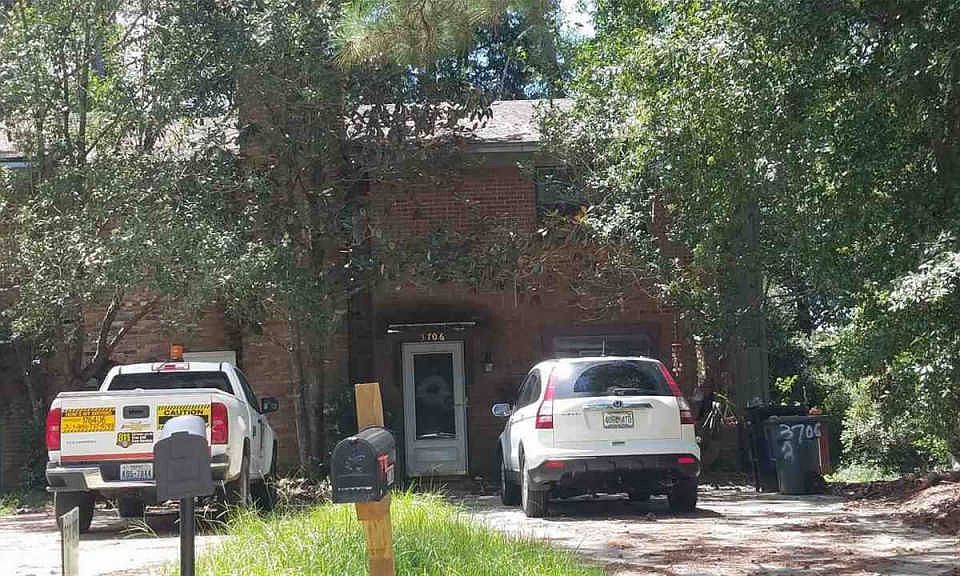 1st image of 3706 Donovan Dr