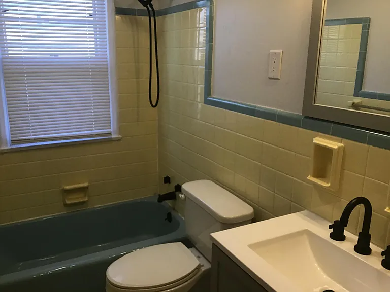 5721 Lafayette Ave — Photo 9