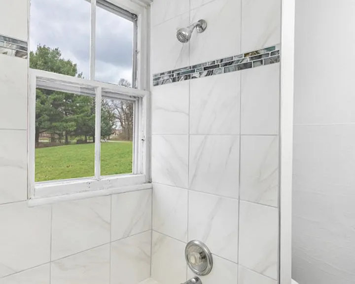 3390 State St NE — Photo 11