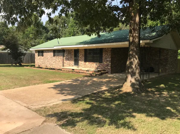 228 Rose Dr, Middleton, TN 38052