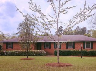 143 Garvin Dr, Wagener, SC 29164