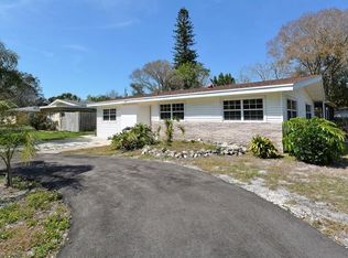 3075 Bay St, Sarasota, FL 34237