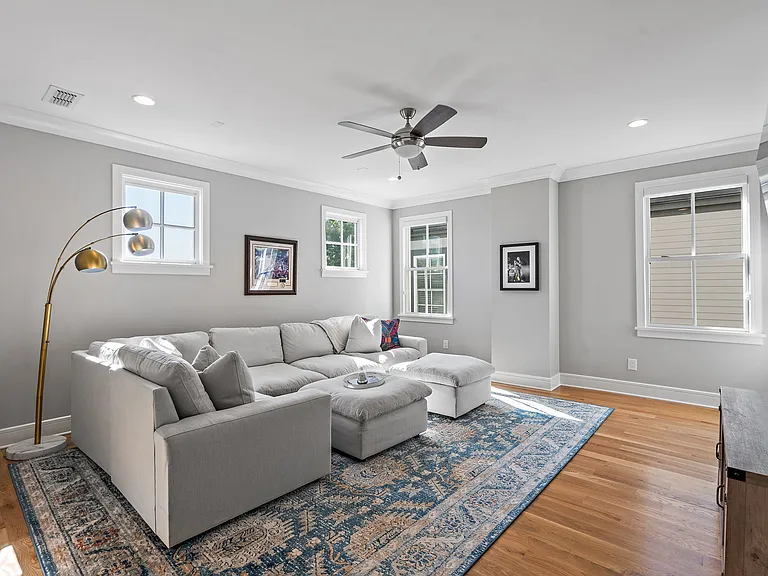 514 Hobbs Creek Dr — Photo 21