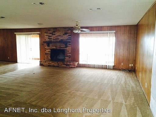 3rd image of 3632 Stillhouse Dr