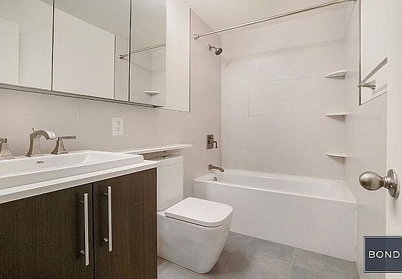 5th image of 382 3rd Ave APT 2B