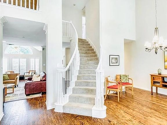 2nd image of 14628 Dickenson Ct