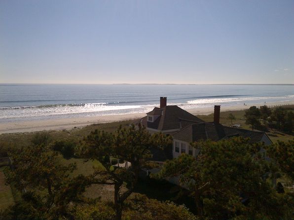 219 E Grand Ave APT 5D