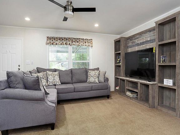 3rd image of 4827 Hannas Reef Dr