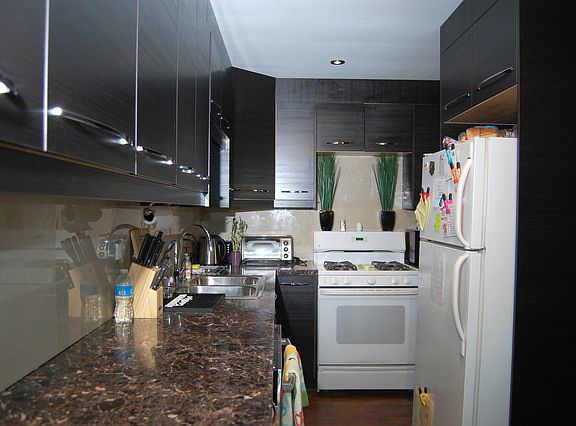 4th image of 660 Hill Dr #5-206