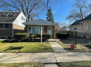12805 Clinton St, Blue Island, IL 60406