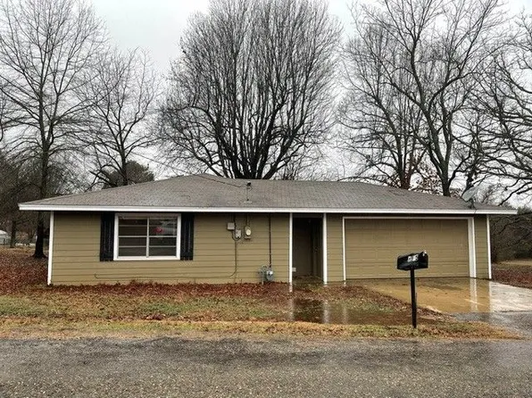 1305 Cope Dr, Paris, TX 75462