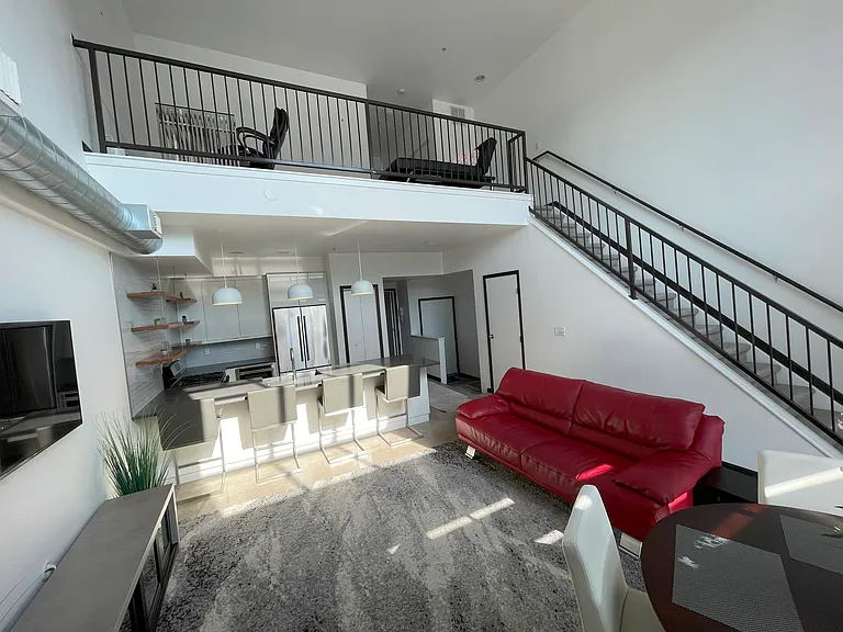4550 Broadway St #219 — Photo 9