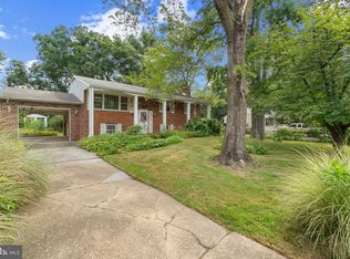 8053 Woodholme Cir, Pasadena, MD 21122