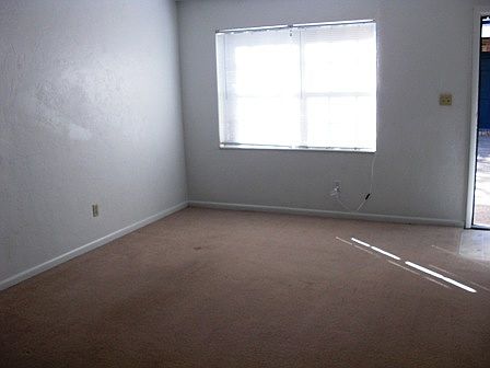 2nd image of 820 Arkansas St APT 4