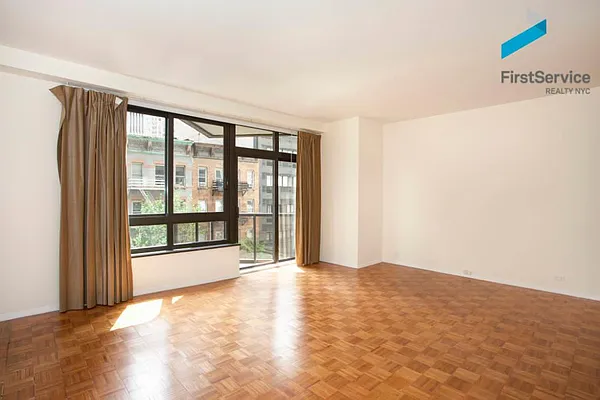 Sold by FirstService Realty (legacy) | media 18