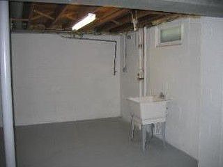 2nd image of 901 Krings Ln