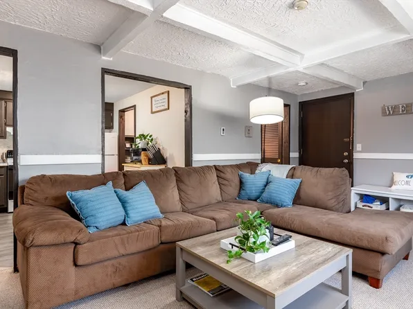 50 Spencer Rd APT 32L, Boxboro, MA 01719