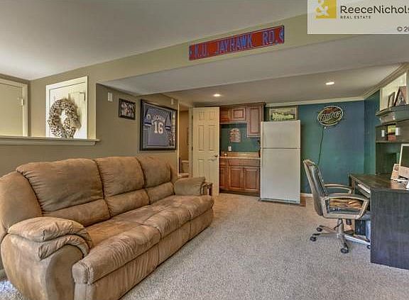 5th image of 9215 Moody Park Dr