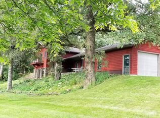 21020 390th St, Forest City, IA 50436
