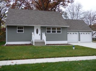 1826 S 13th St, Niles, MI 49120
