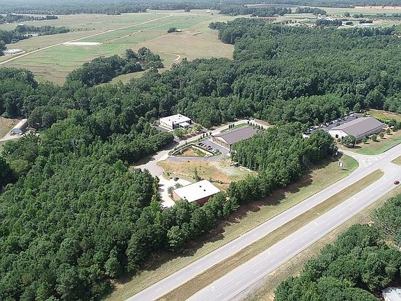 2nd image of 1020 Lampkin Branch Dr
