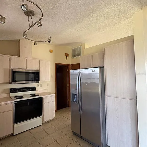 3052 Salton St — Photo 8