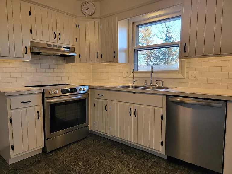 40 Pine Crest Dr — Photo 6