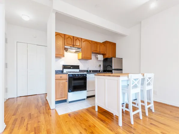 356 Henry Street image 1 of 7
