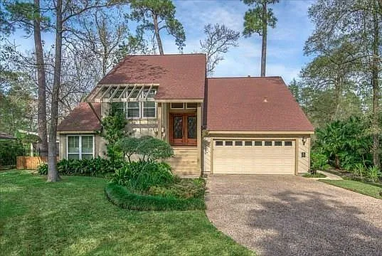 8 Buttonbush Ct
