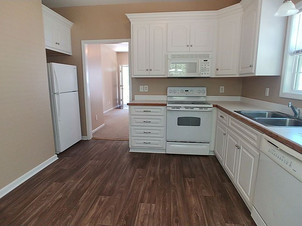 1st image of 1206 Stoneridge Ln